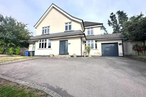 5 bedroom detached house to rent, Park Road, New Barnet, Barnet