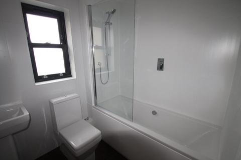 2 bedroom apartment to rent - Dudley Road, Ventnor