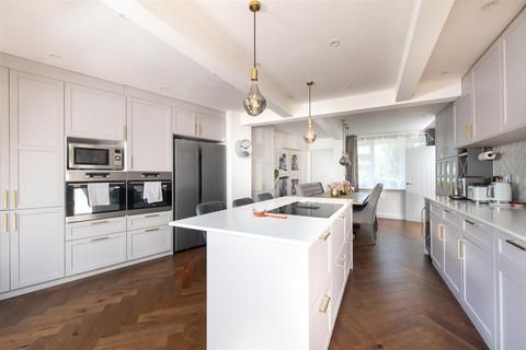 22 Mayfair, Stourbridge, DY9 0XE