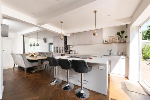 22 Mayfair, Stourbridge, DY9 0XE