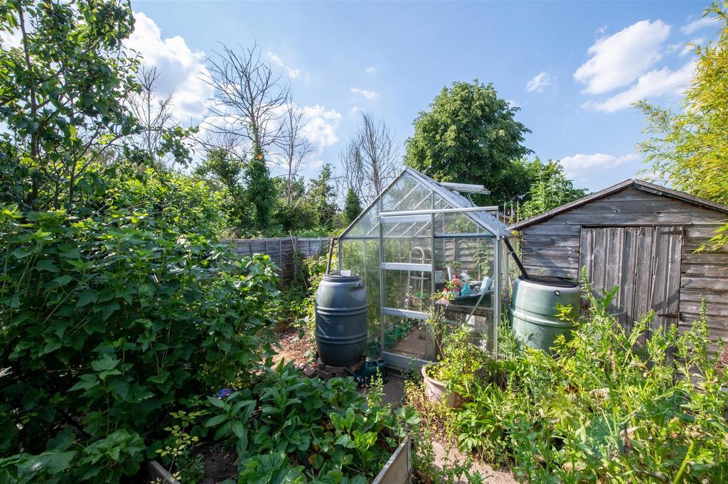 73 Abberley Avenue rear-3.JPG