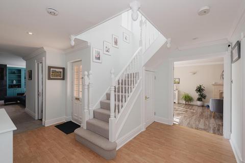 4 Albertine Close, Epsom, KT17 3NR