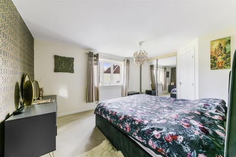20 Ethel Bailey Close, Epsom, KT19 8NF