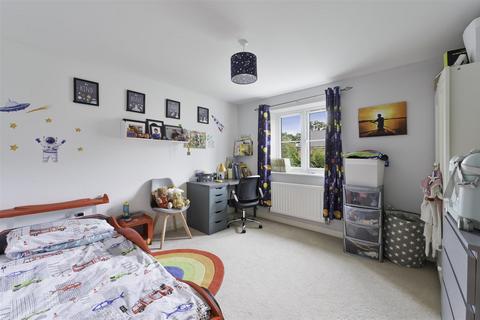 20 Ethel Bailey Close, Epsom, KT19 8NF