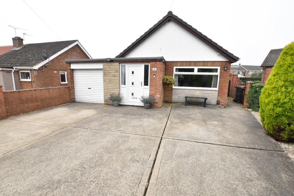 Lee Fair Gardens, Yaddlethorpe, Scunthorpe 3 bed detached bungalow for
