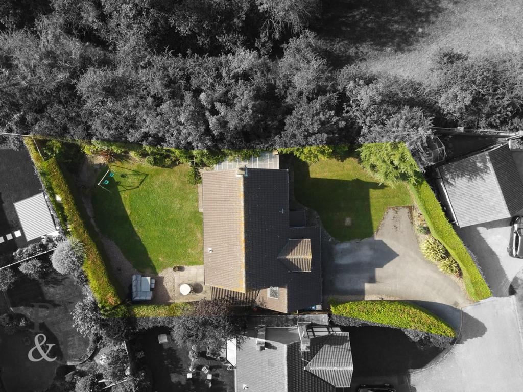 Killerton Park Drive   Drone  (2).jpg