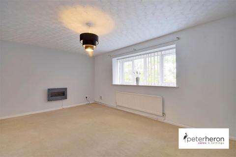 2 bedroom flat for sale, Bowes House, Farringdon, Sunderland