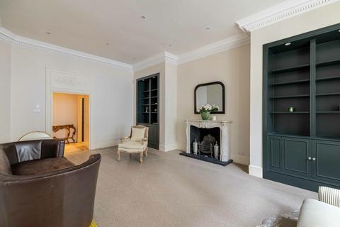 2 bedroom flat to rent, Ennismore Gardens, Knightsbridge, SW7