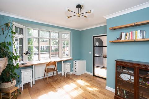 3 The Coppice, Watford, WD19 4HR