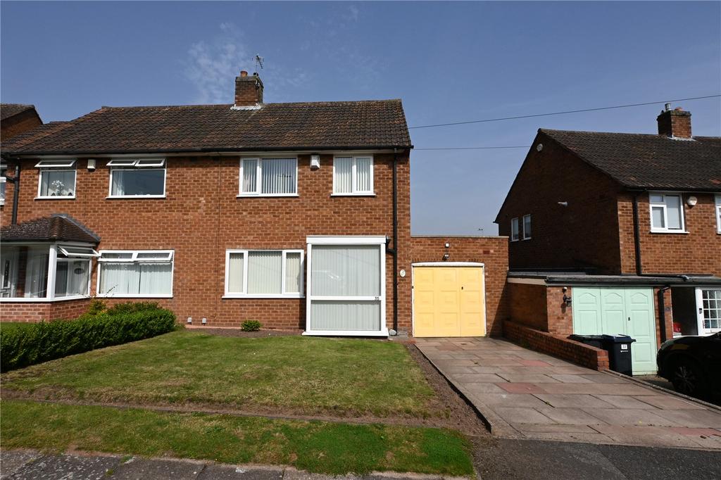 Wirral Road, Bournville Village Trust, Northfield, Birmingham, B31 3 bed semidetached house for
