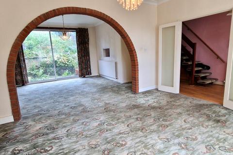 15 Brookside, East Barnet, Barnet, EN4 8TT