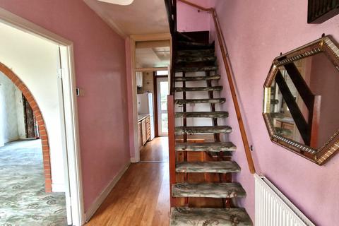 15 Brookside, East Barnet, Barnet, EN4 8TT