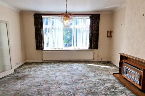 15 Brookside, East Barnet, Barnet, EN4 8TT