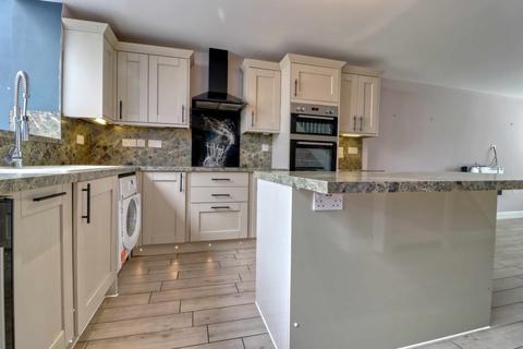 37 Dorset Crescent, Basingstoke, RG22 5DU