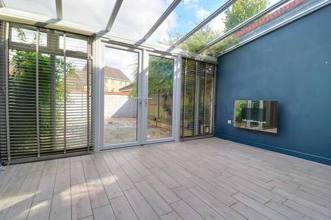 37 Dorset Crescent, Basingstoke, RG22 5DU