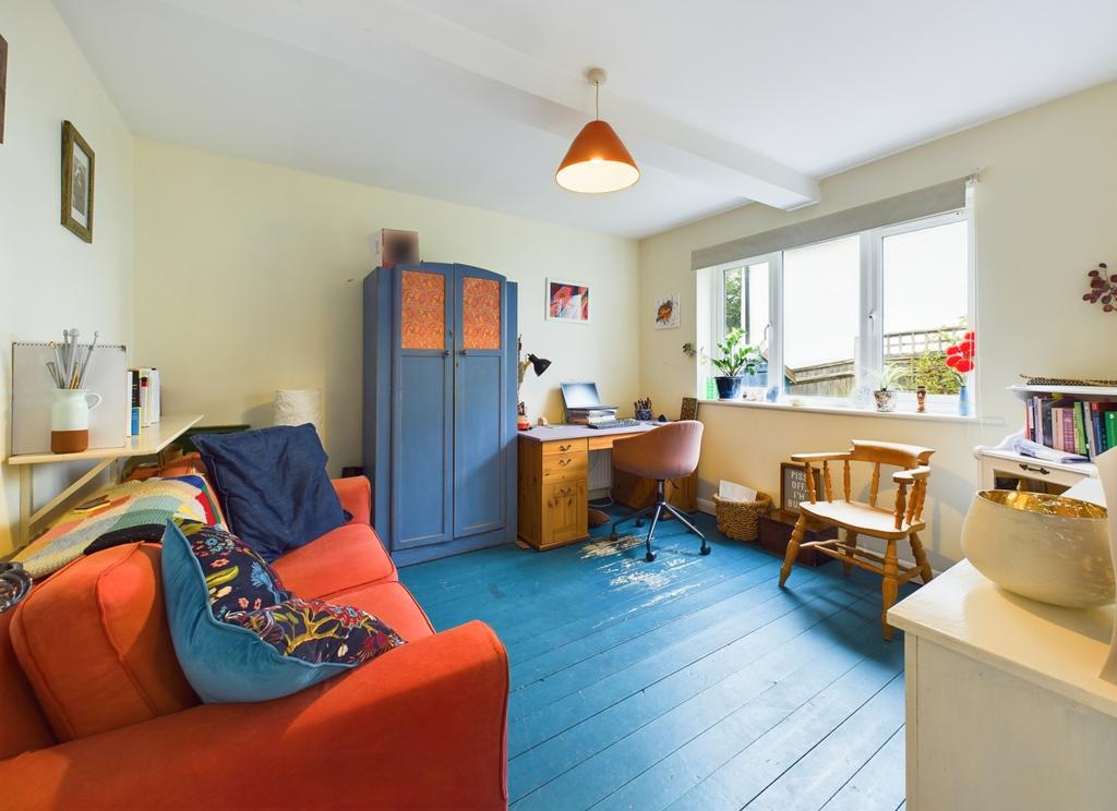 Bedroom or Office