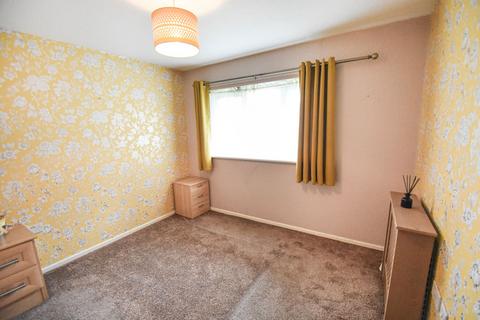 2 bedroom flat for sale, Waterloo Court, Bury, BL9