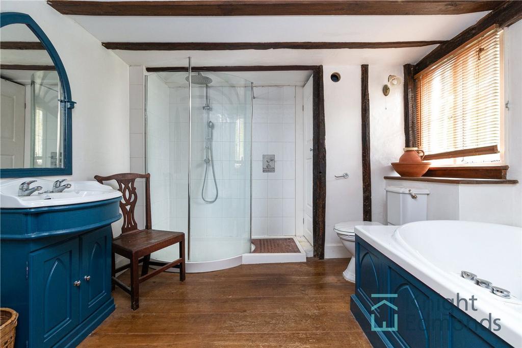 Bathrooom 1