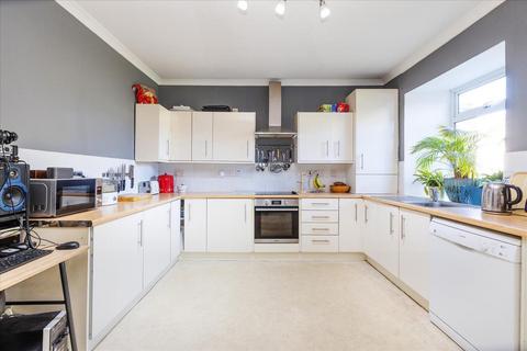 70 High Street, Loanhead, EH20 9RR