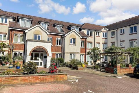 1 bedroom flat for sale, Kings Road, Horsham, West Sussex