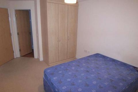 2 bedroom flat to rent - Brackenhurst Place, Moortown, Leeds, West Yorkshire, UK, LS17