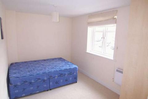 2 bedroom flat to rent - Brackenhurst Place, Moortown, Leeds, West Yorkshire, UK, LS17