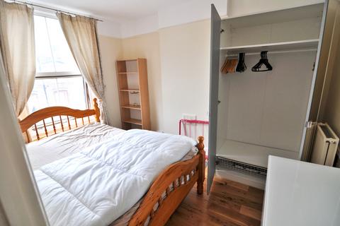 1 bedroom flat to rent, Cheniston Gardens, Kensington, London, W8