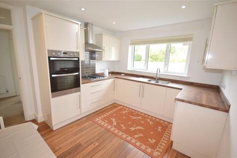 3 bedroom bungalow for sale, Llys Ifor, Newtown, Powys, SY16