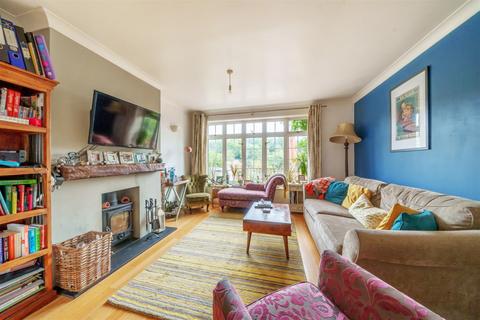 36 Cherry Tree Avenue, Haslemere, GU27 1JW