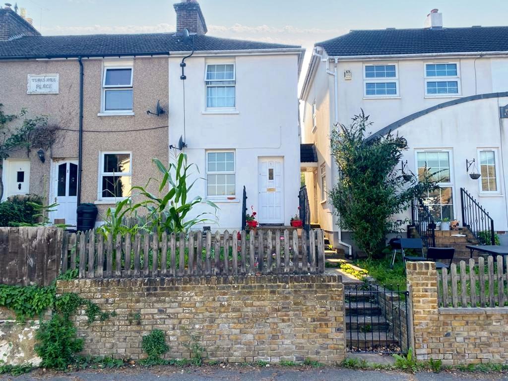 The Street, Upper Halling, ME2 2 bed terraced house £1,200 pcm (£277 pw)