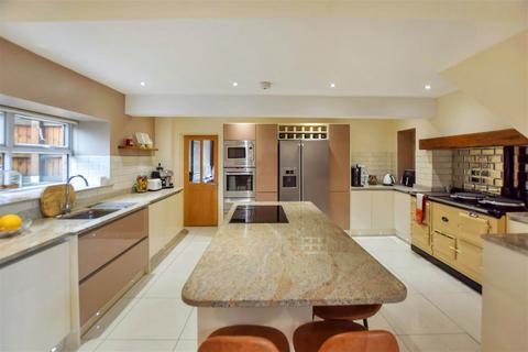 5 bedroom barn conversion for sale, Norlands Park, Widnes