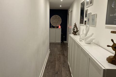 54 Watersmeet, St Marys Island, Chatham, ME4 3HD