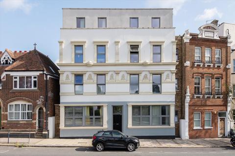 2 bedroom flat for sale - Willesden Lane, Queen's Park, London, NW6