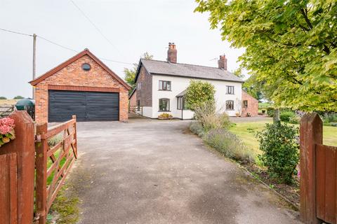 4 bedroom detached house for sale, Runcorn Road, Little Leigh