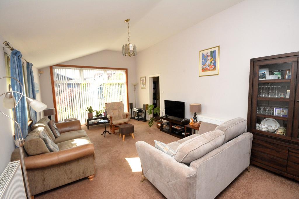 Battock Road, Brightons, Falkirk, Stirlingshire, FK2 0TT 4 bed detached