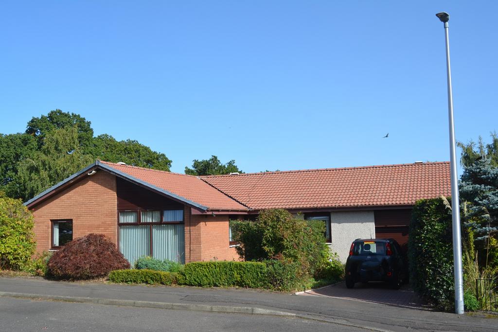 Battock Road, Brightons, Falkirk... 4 bed detached bungalow £305,000