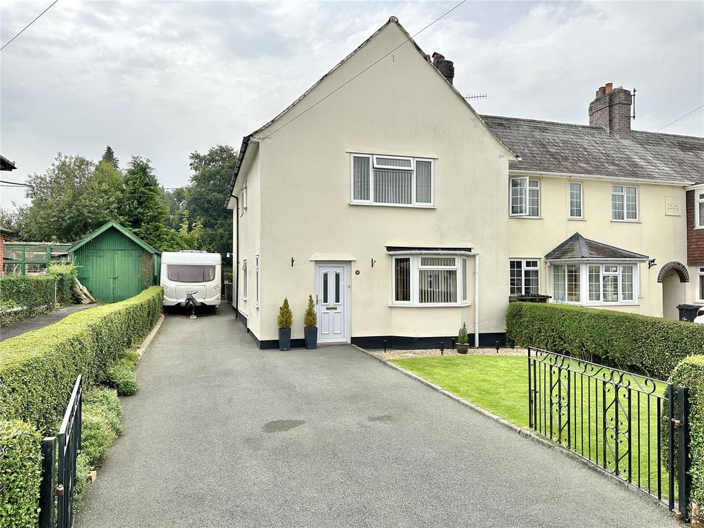 Garden Suburb, Llanidloes, Powys, SY18 4 bed semidetached house for