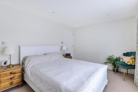 Flat 4, Travers House Trafalgar Grove, London, SE10 9TD