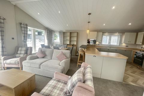 3 bedroom lodge for sale, Ramsgate, Kent, CT12