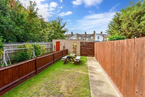 16a Crusoe Road, Erith, DA8 1PJ