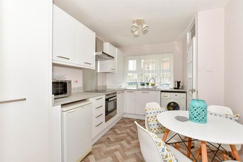 16a Crusoe Road, Erith, DA8 1PJ