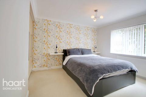 191 Jossey Lane, Scawthorpe, Doncaster, DN5 9DZ