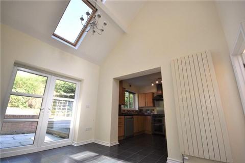 4 bedroom detached bungalow to rent - Springwell Road, Durham, County Durham, DH1