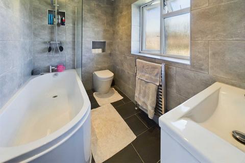 4 Grassy Close, Hemel Hempstead, HP1 3QR