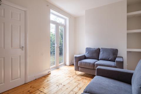 3 bedroom ground floor flat to rent - Newcastle Upon Tyne, Tyne and Wear NE2