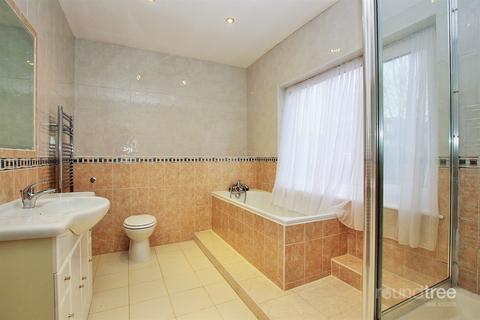 54 Dunstan Road, London, NW11 8AD