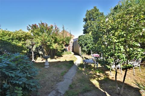 6 Moss Path, Galleywood, Chelmsford, CM2 8YQ
