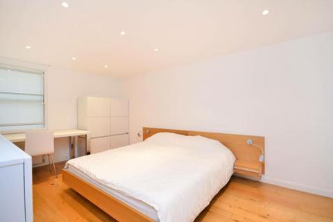 3 bedroom flat to rent, Beaufort House, 25-29 Queensborough Terrace, London