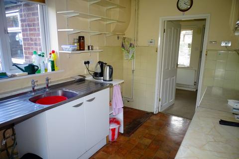 39 Wolsey Road, Ashford, TW15 2RA