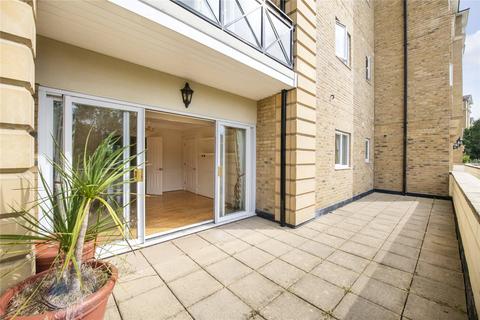 3 bedroom flat to rent, Wyatt Drive, Barnes, London